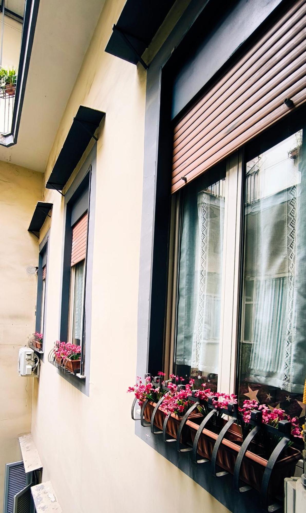 Agora Singola Con Bagno Privato Adiacente Bed and Breakfast Νάπολη Εξωτερικό φωτογραφία